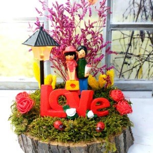 Kütük Teraryum Sevgiliye Hediye Yosunlu Kuru Çiçekli Işıklı Tasarım