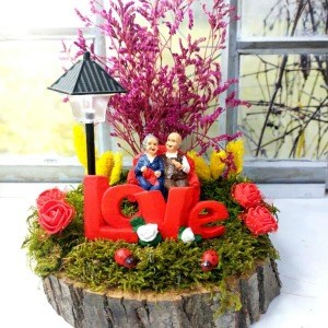 Kütük Teraryum Sevgiliye Hediye Yosunlu Kuru Çiçekli Işıklı Tasarım