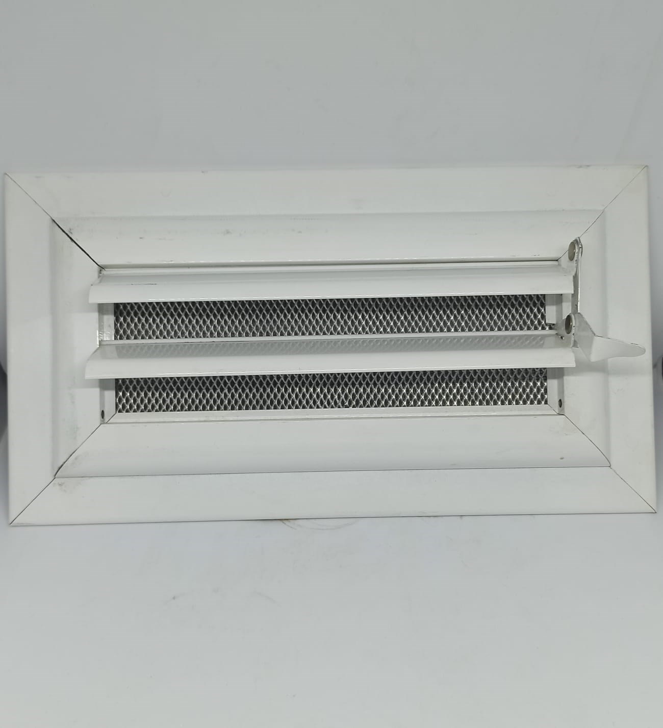 Alüminyum Menfez 18 x 33 cm Beyaz