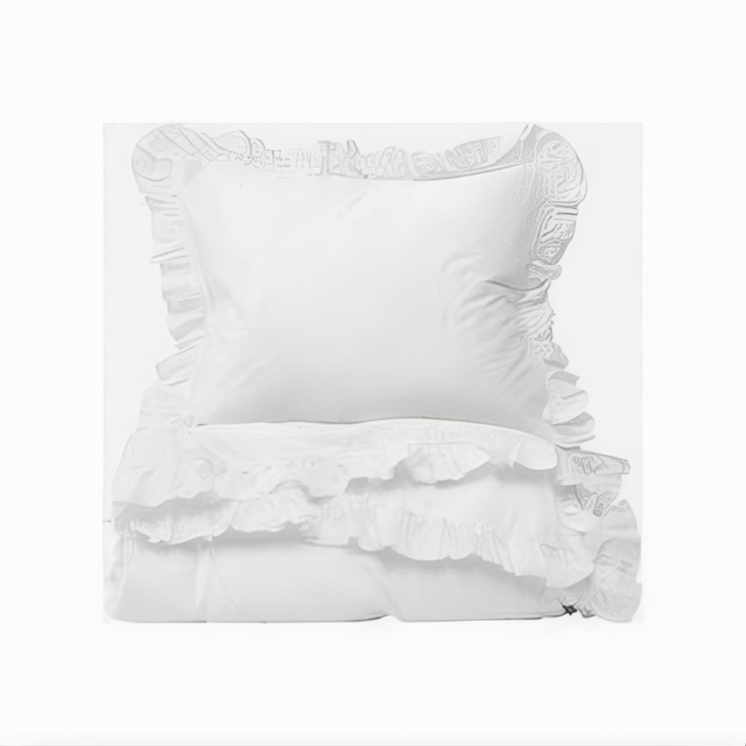 Beyaz fırfırlı çift kişilik nevresim takımı