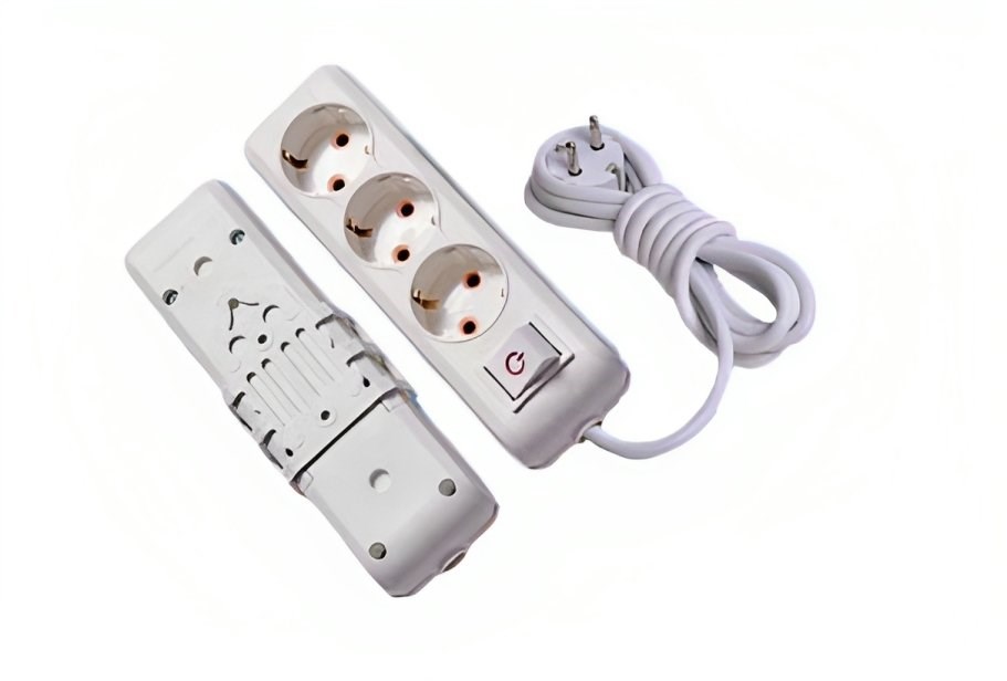 3 Lü Topraklı Grup Priz Anahtarlı 2 Mt