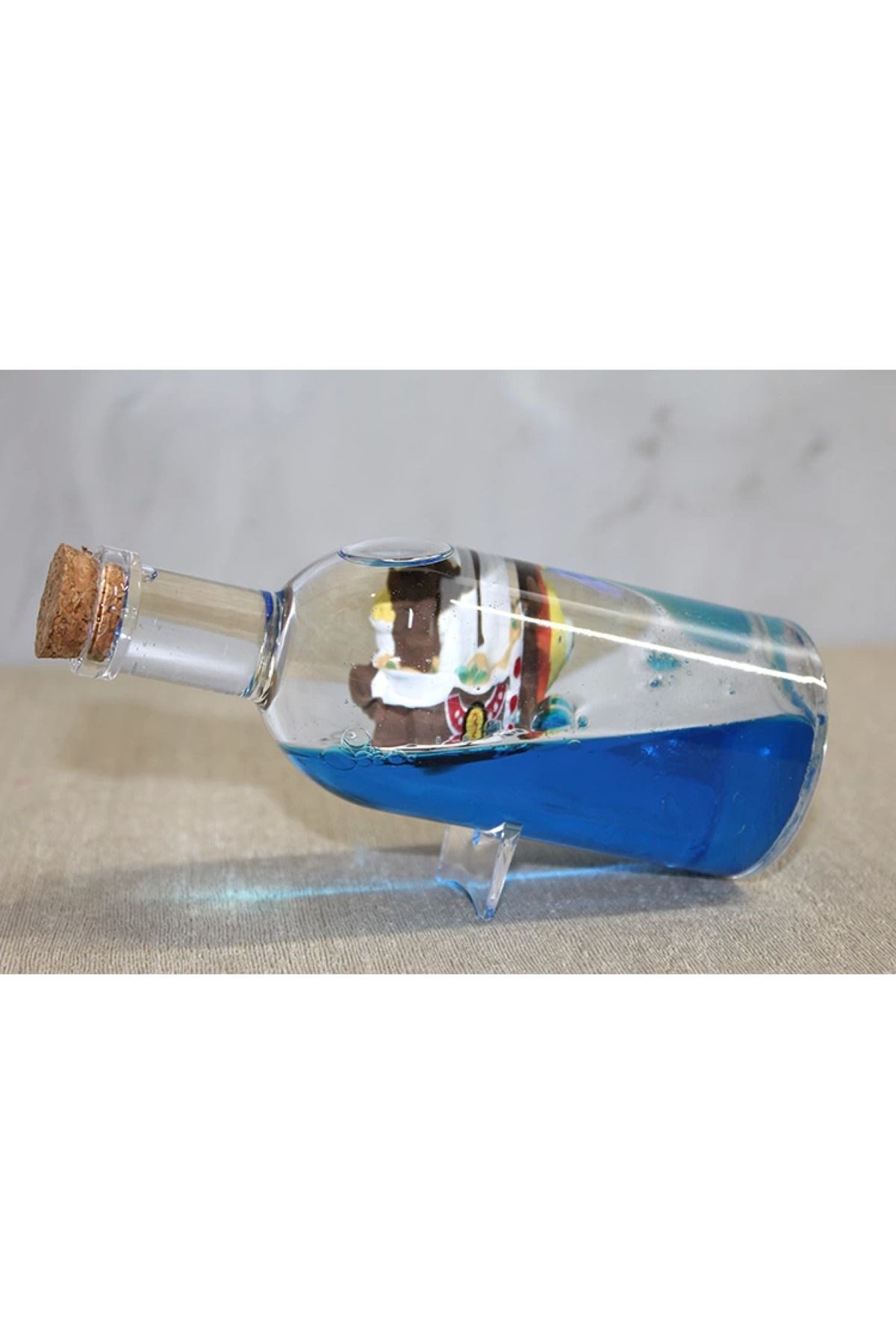 Şişe İçinde Batmayan Gemi  