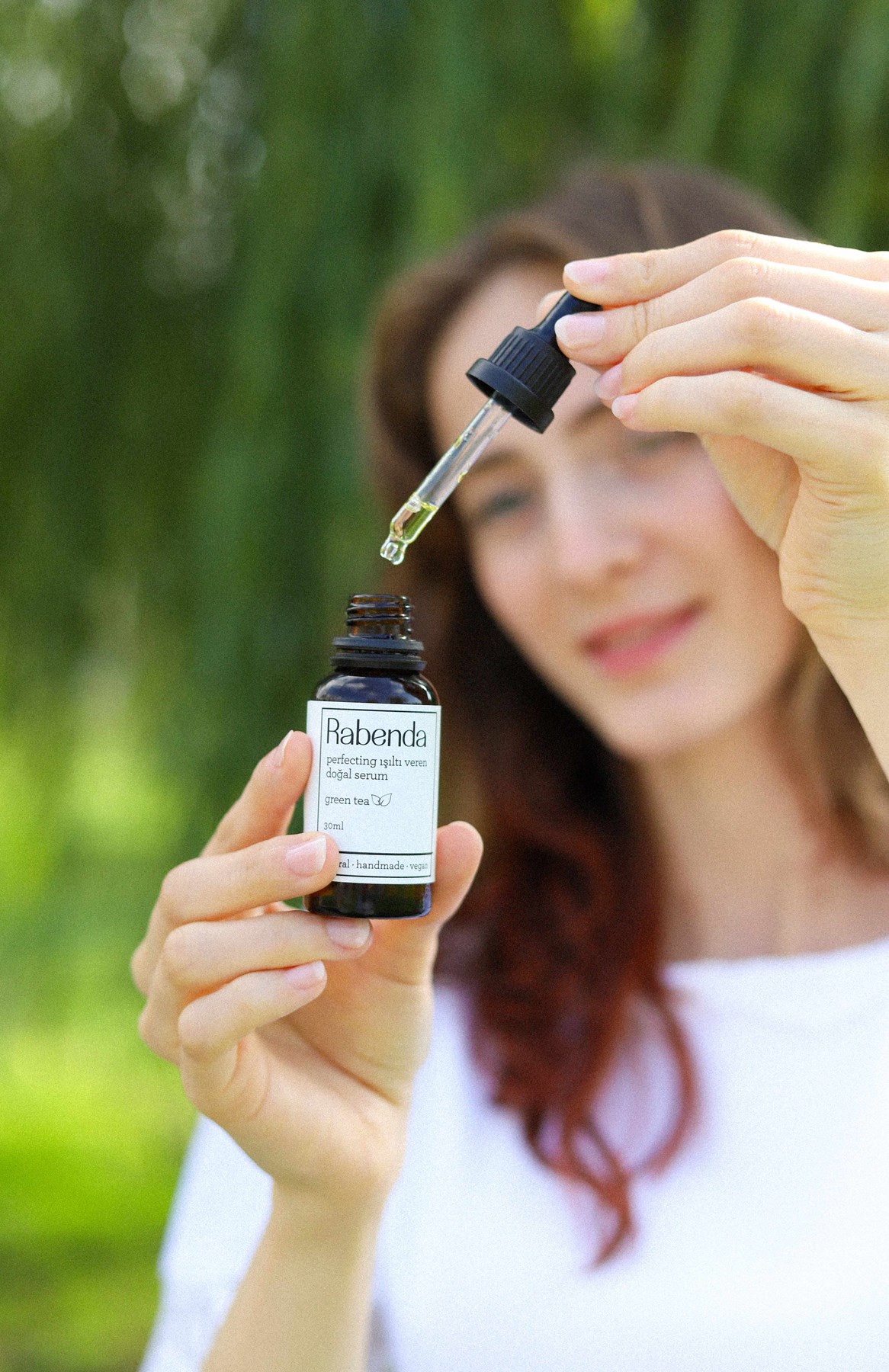 Perfecting Işıltı Veren Doğal Serum