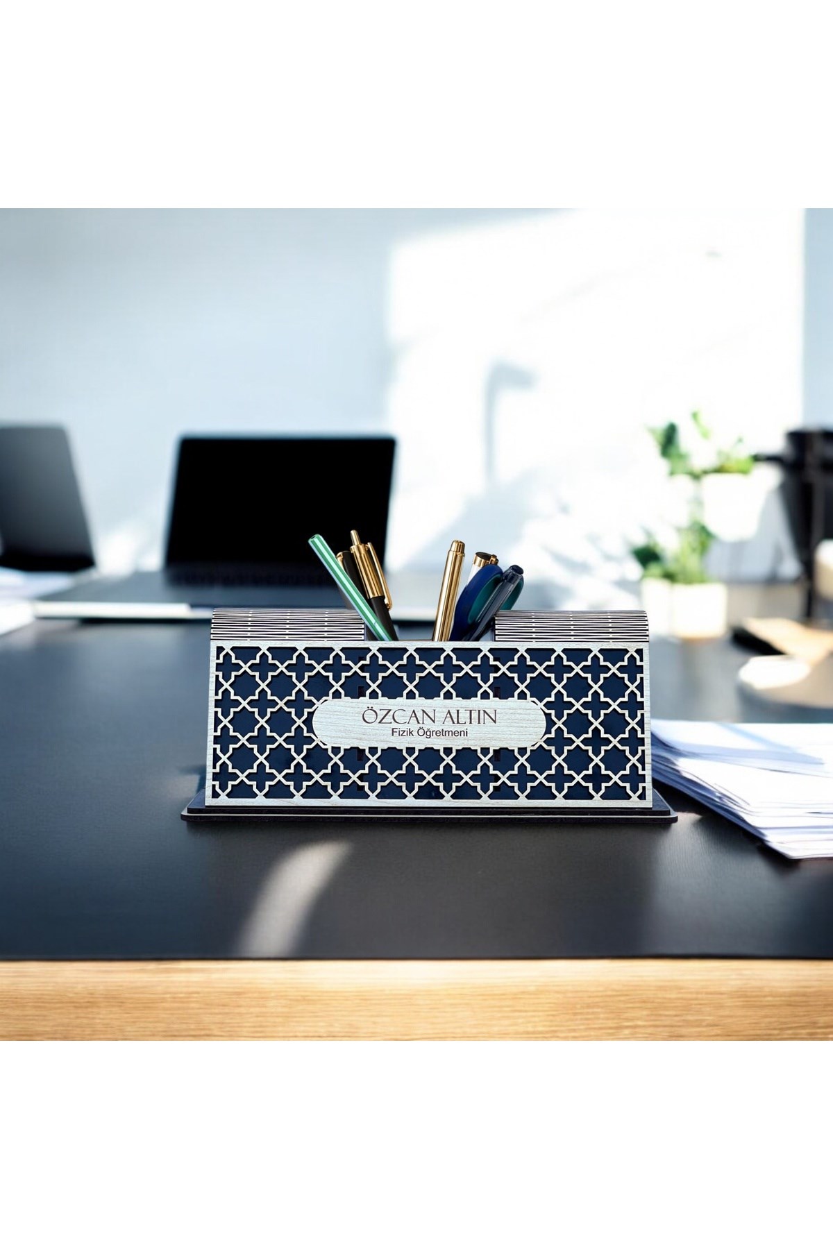 Öğretmenler İçin Özel Hediye İsimli Kalemlik Tasarımı