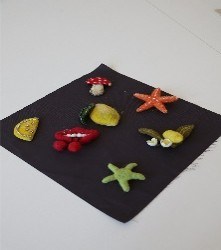 KEÇE YAKA İĞNESİ