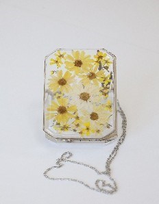 CANLI ÇİÇEK DETAYLI EPOKSİ ÇANTA