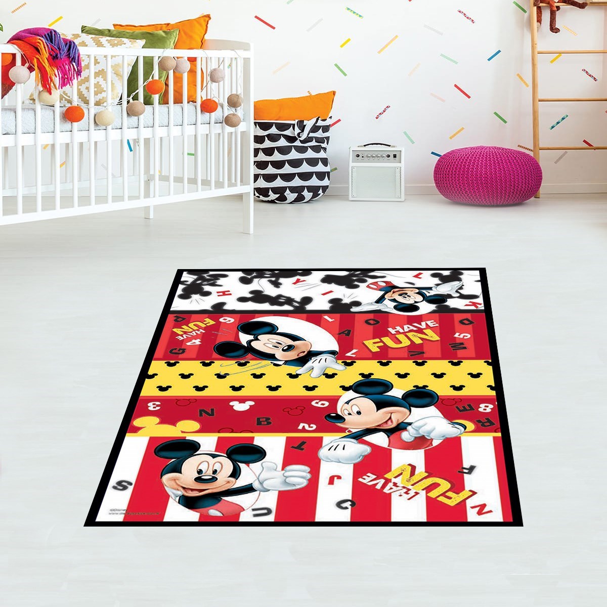 Mickey Mouse Halı Dijital Baskı Yıkanabilir Kaymaz Taban Çocuk Odası Halısı