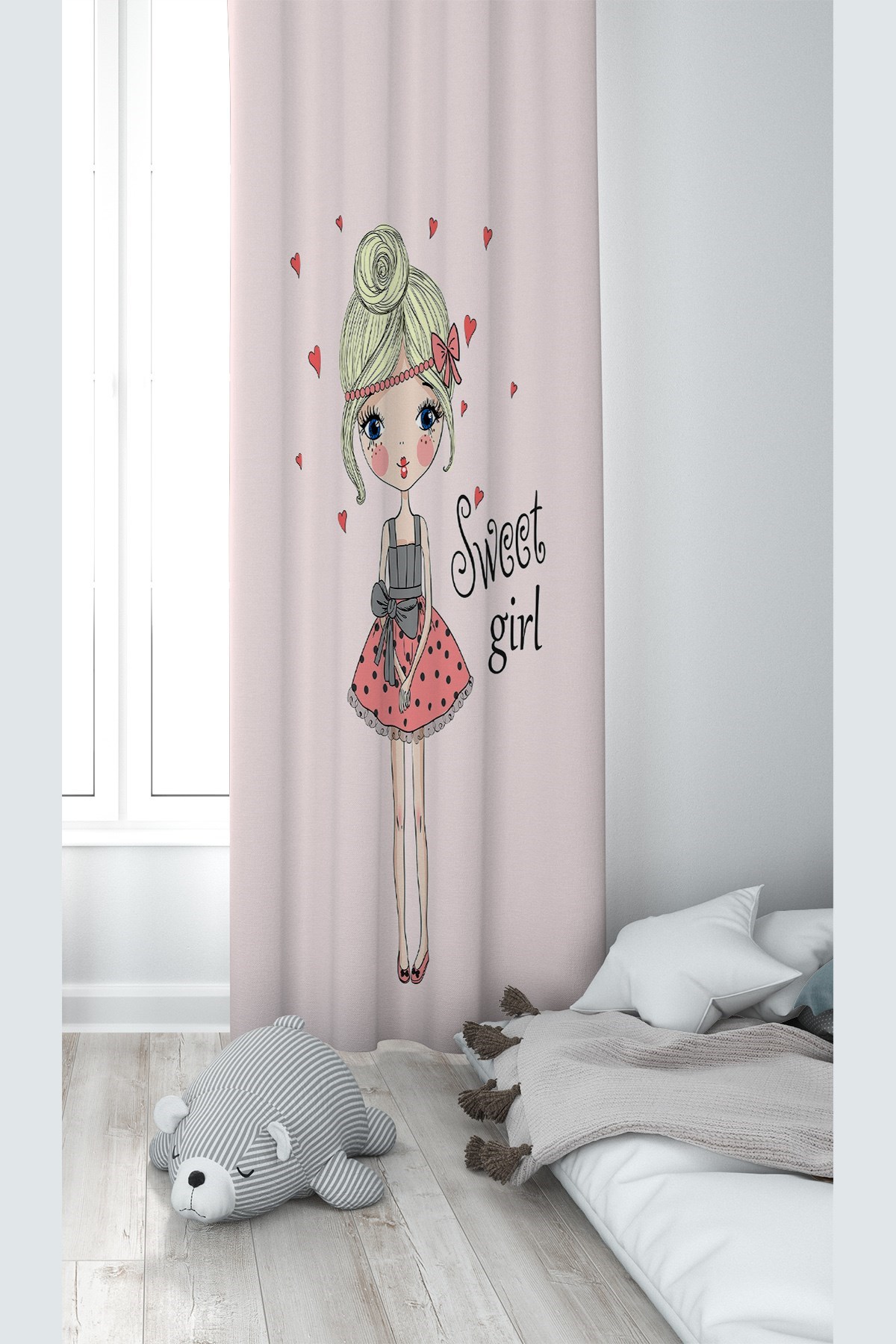 Sweet Girl Desenli Dijital Baskı Yıkanabilir Bebek Çocuk Odası Fon Perdesi