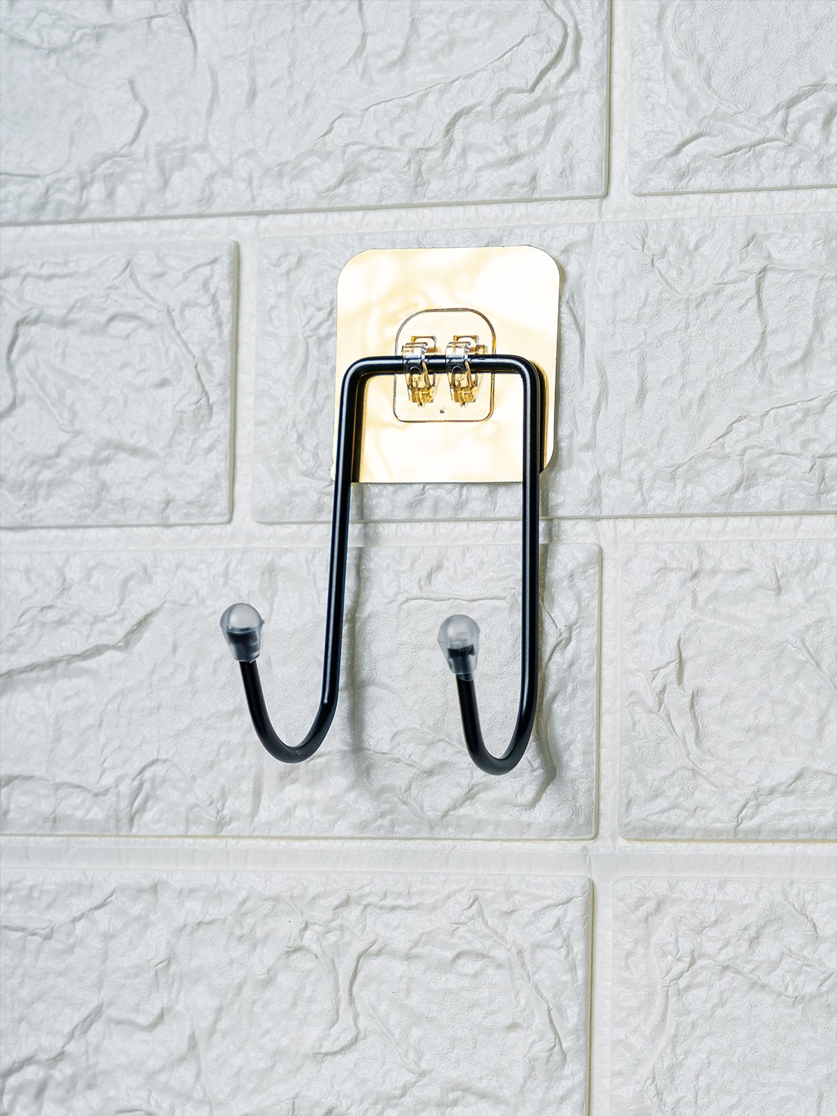 YAPIŞKANLI KANCA ASKI