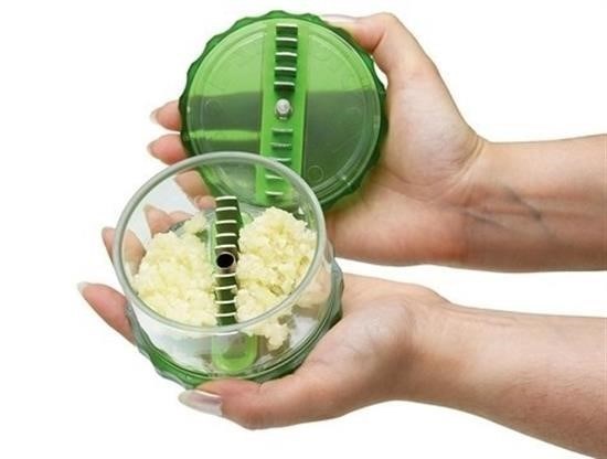 caselka® Pratik Sarımsak Ezme Doğrama Rendeleme Öğütme Aleti Aparatı