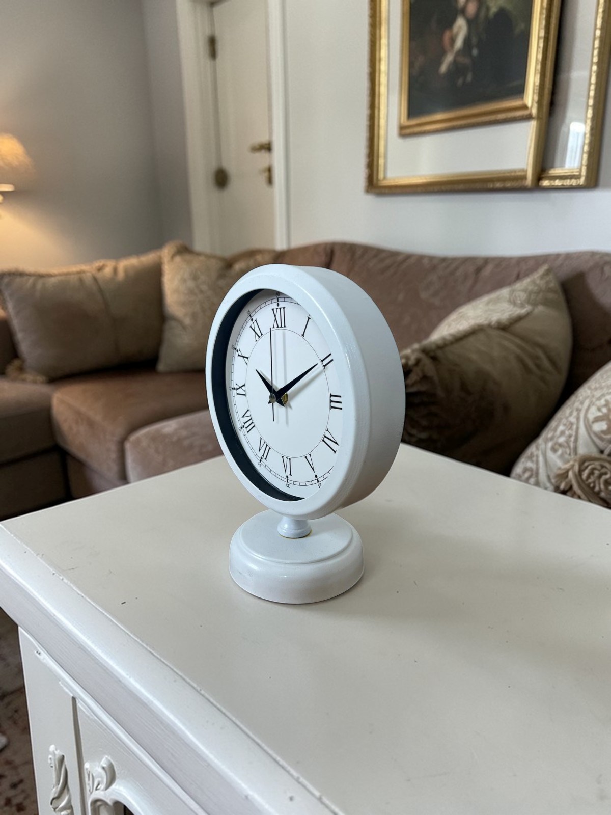 White Pure Roman 25 x 20 Cm Metal Masa Saati — Platin duvar saatleri san.tic.ltd.şti. — görsel 2