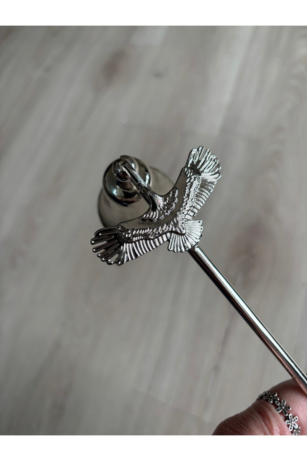 GÜMÜŞ KAPLAMA GÜNEŞ KARTALI MUM SÖNDÜRÜCÜ-GÜMÜŞ