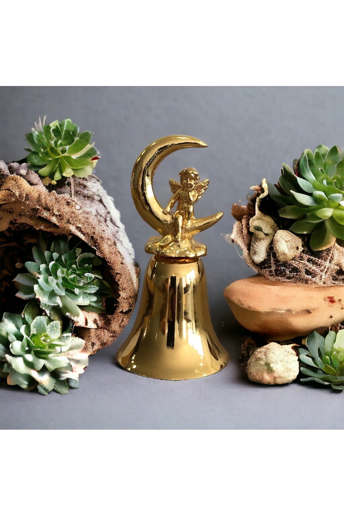 Ayda Oturan Melek Tepelikli Metal Mum Söndürücü Dekoratif Çan-gold