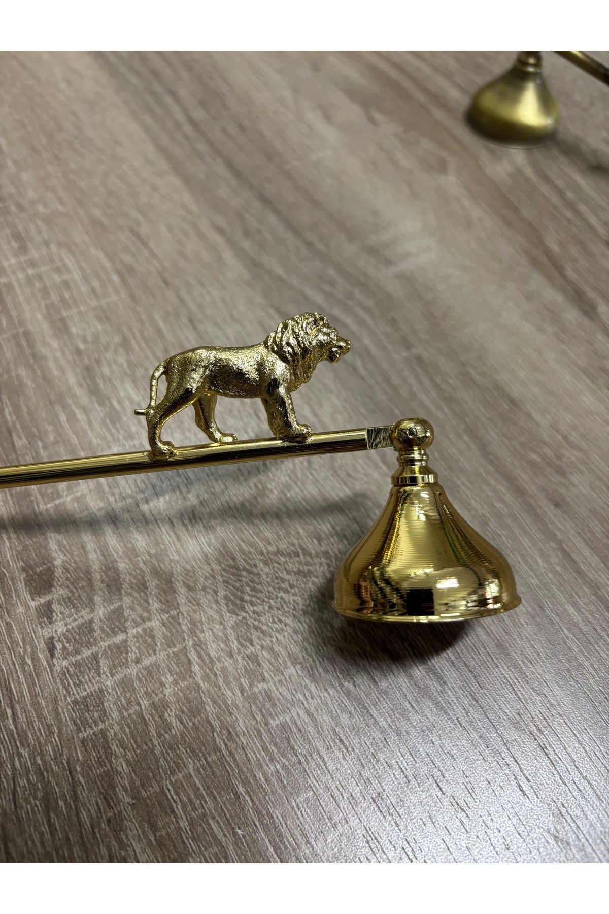 ASLANLI MUM SÖNDÜRÜCÜ-GOLD