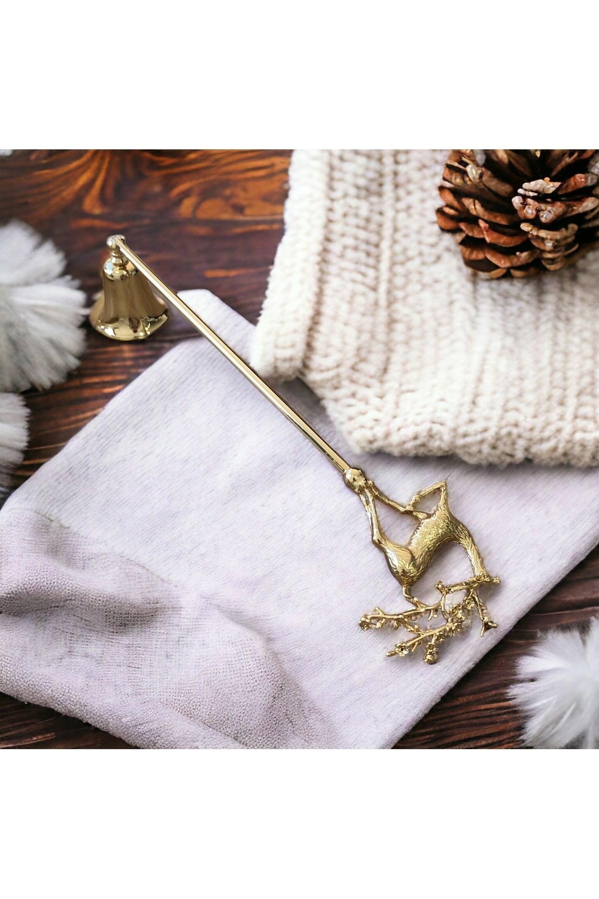 Çiçek Boynuzlu Geyikli Mum Söndürücü-gold