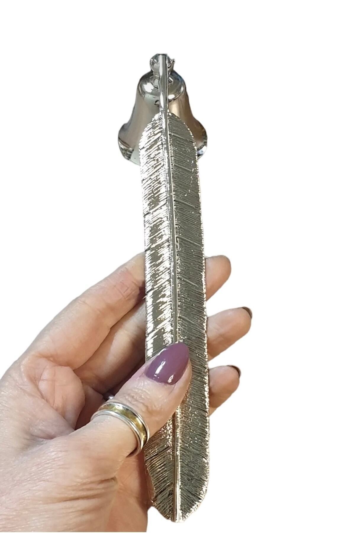 Sık Tüylü Metal Mum Söndürücü-gümüş