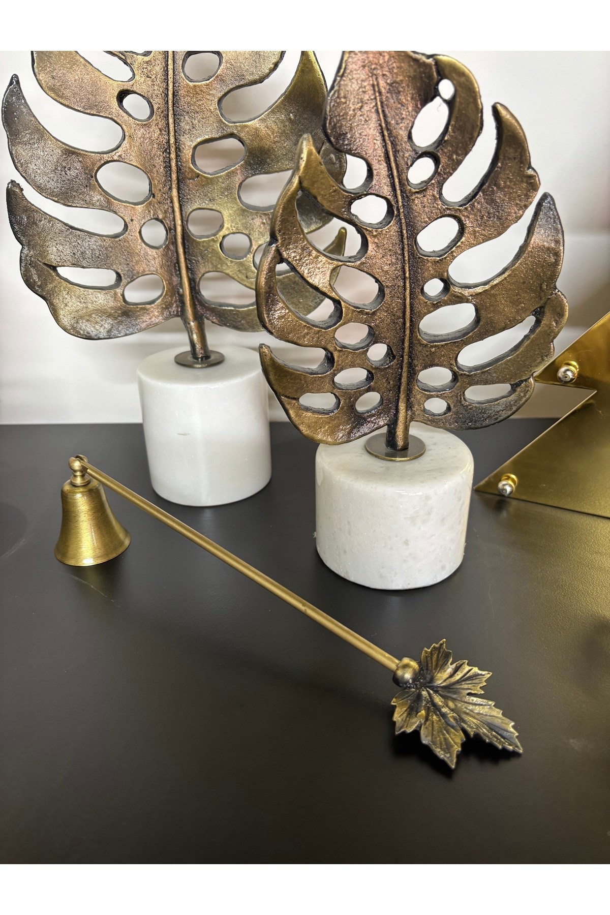 Asma Yapraklı Mum Söndürücü-Eskitme (Antik Bronz)