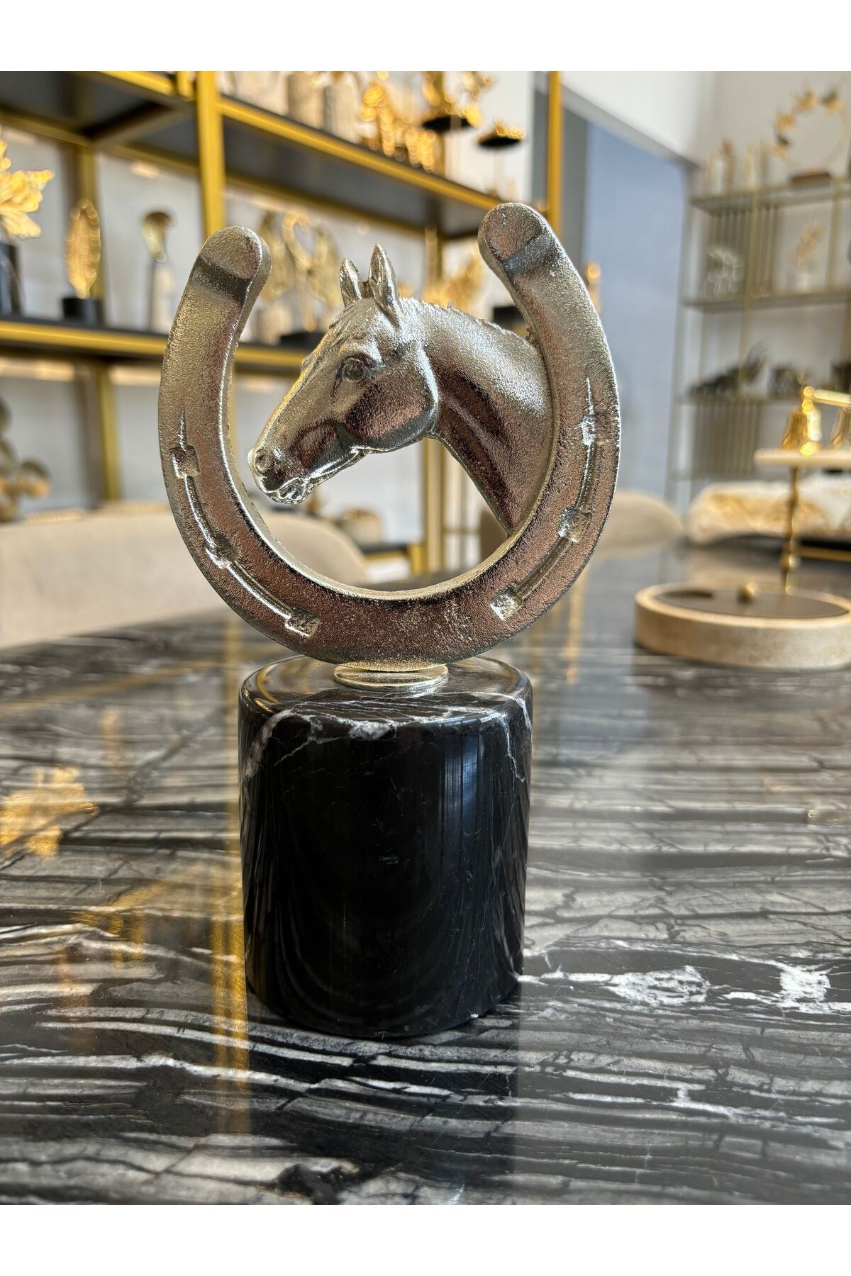 AT NALI DEKORATİF METAL OBJE-GÜMÜŞ