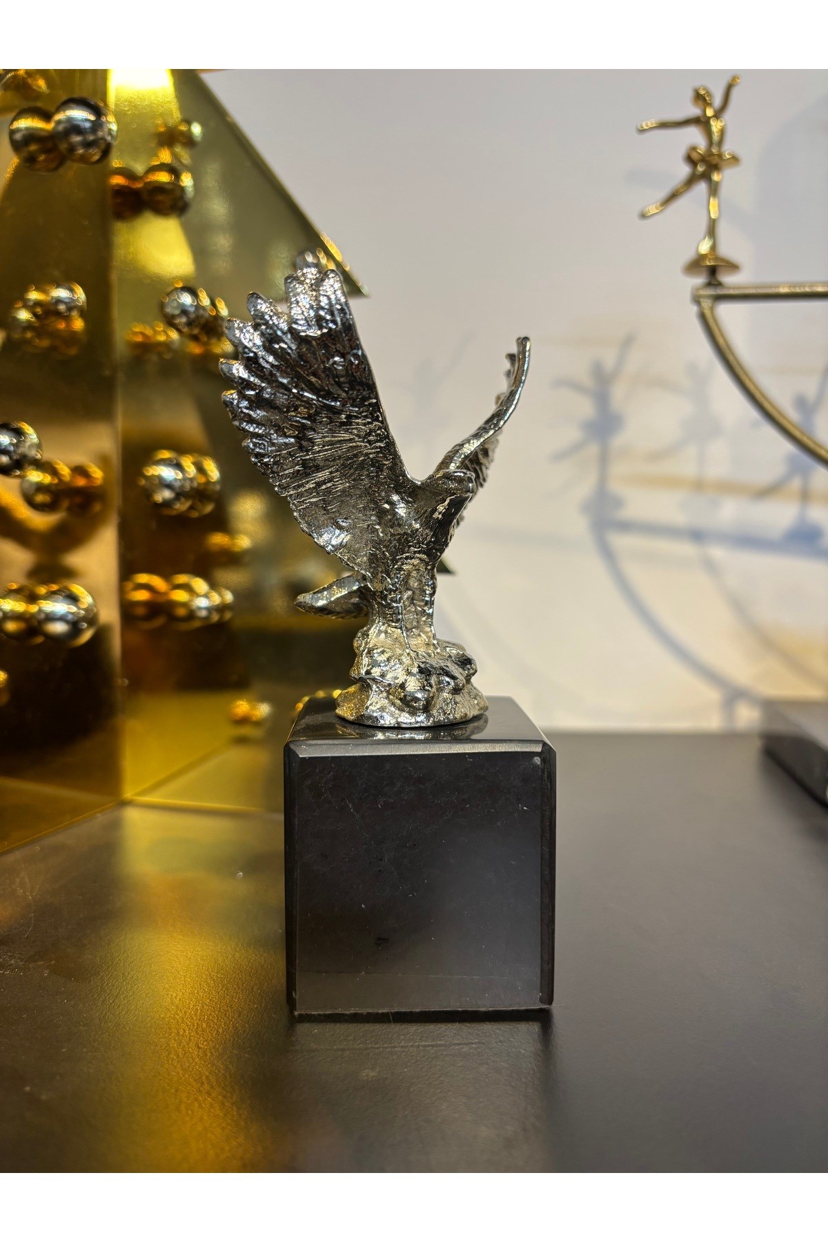 MERMER KAİDELİ KARTAL OBJE