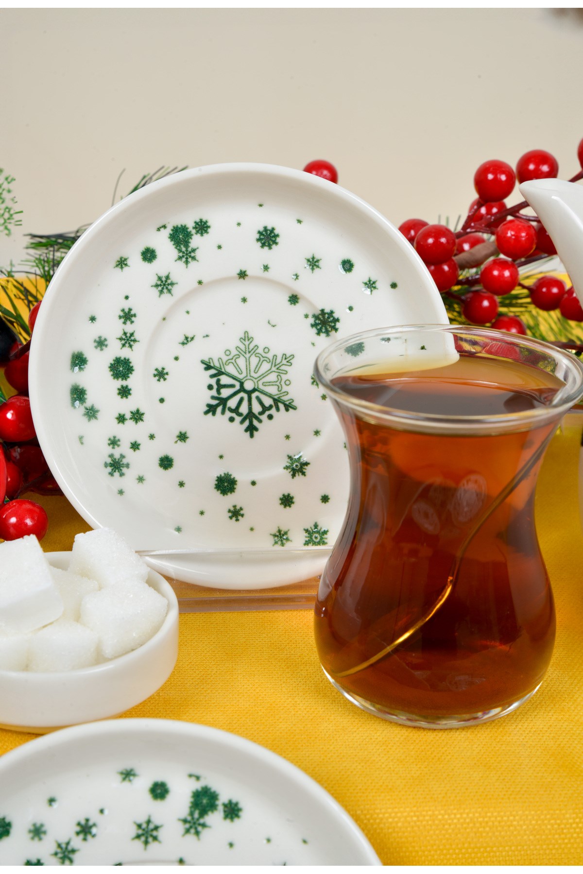 Kartanem 12'li Porselen Çay Tabağı Seti