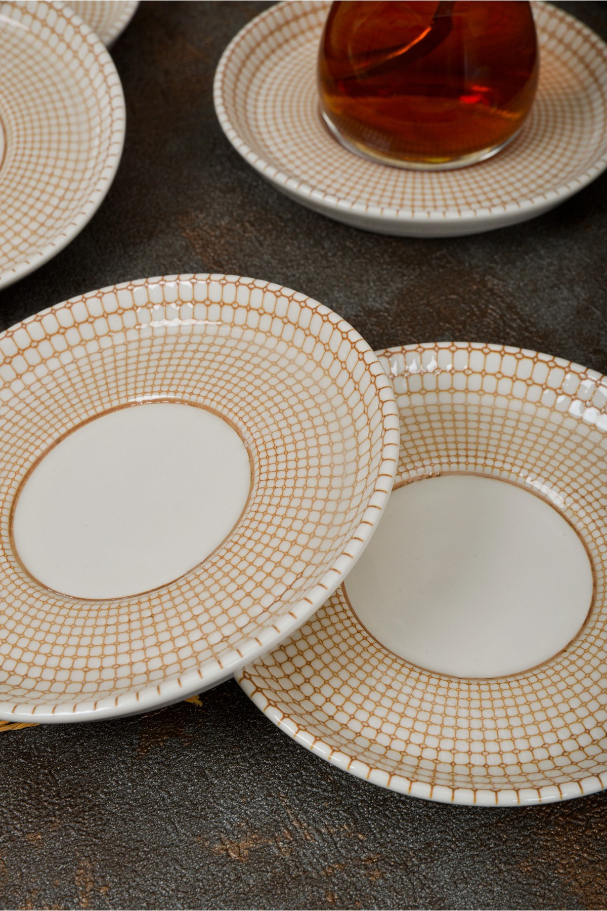 Petek 12'li Porselen Çay Tabağı Seti