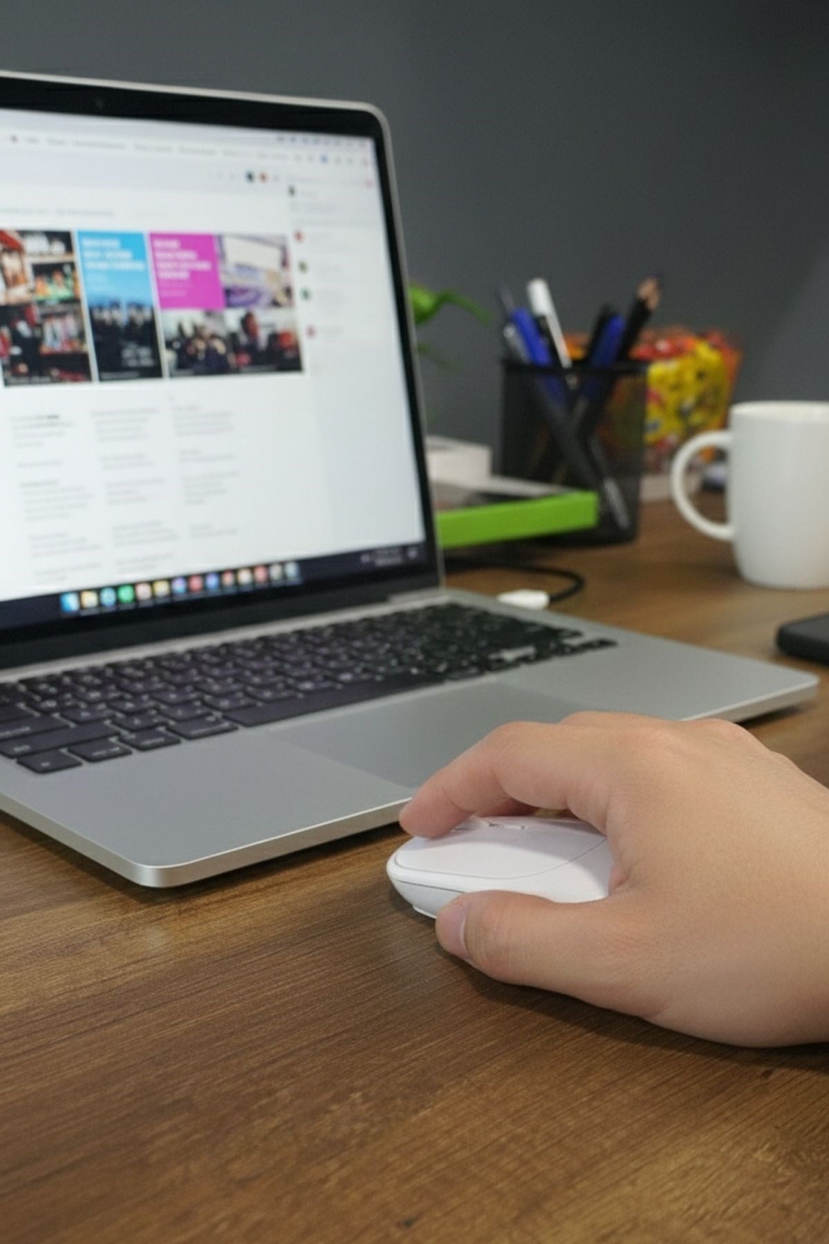 Beyaz Renkli Ergonomik Sessiz Kablosuz Mouse – USB Alıcılı, Ofis ve Oyun İçin Konforlu Bilgisayar Faresi MS6310 — Veyo — görsel 8