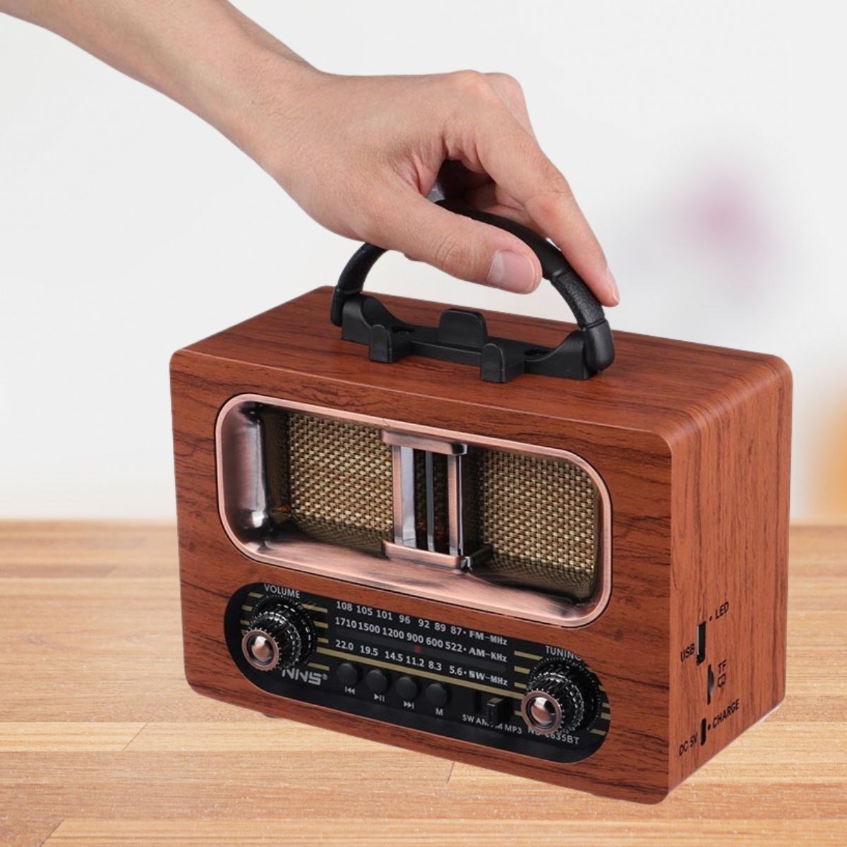 Büyük Boy Retro, Nostaljik, Ahşap Tasarım Bluetooth Hoparlörlü, Şarjlı, Taşınabilir FM/AM Destekli Radyo NS-6635 — Veyo — görsel 4
