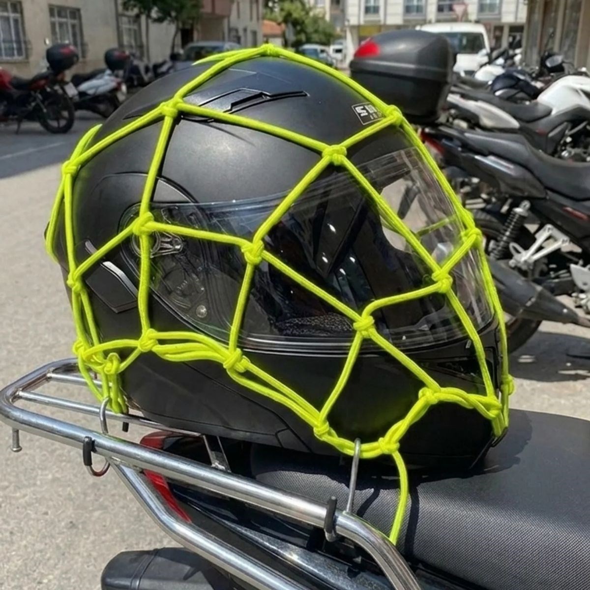 Kask Esnek Motosiklet Kask ve Bagaj Filesi – Kask Sabitleyici Plastik Kancalı Taşıma Ağı 35x35 cm — Veyo — görsel 3