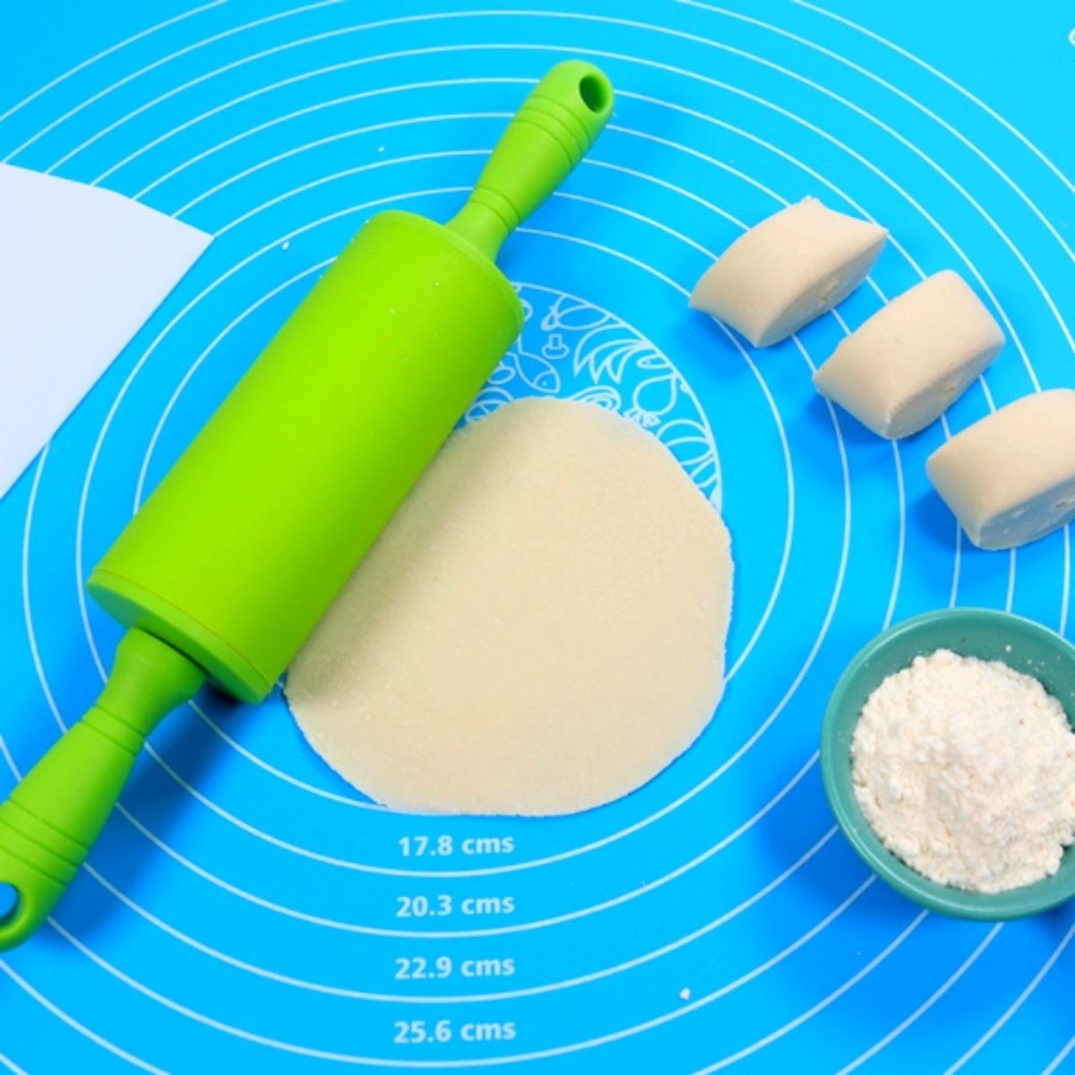 40*50 cm Silikon Ölçekli Kullanımı Kolay Hamur Açma Matı Ekmek Mantı Makarna Hamuru Yoğurma — Veyo — görsel 2