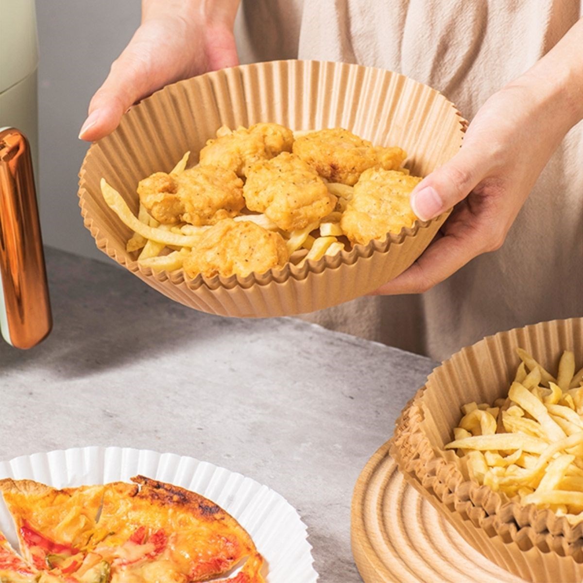 50 Adet 20 cm Air Fryer Pişirme Kağıdı Tek Kullanımlık Yağ Geçirmez Yuvarlak Tabak Model PVC — Veyo — görsel 5