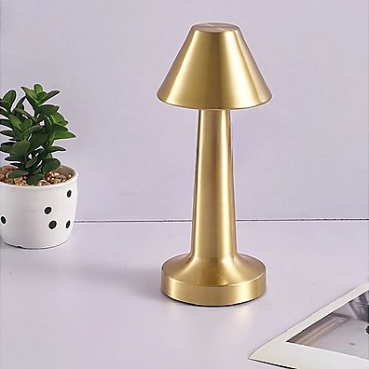 Çatı Model Gold Renk Şarjlı Dokunmatik 3 Renkli LED Masa Lambası — Veyo