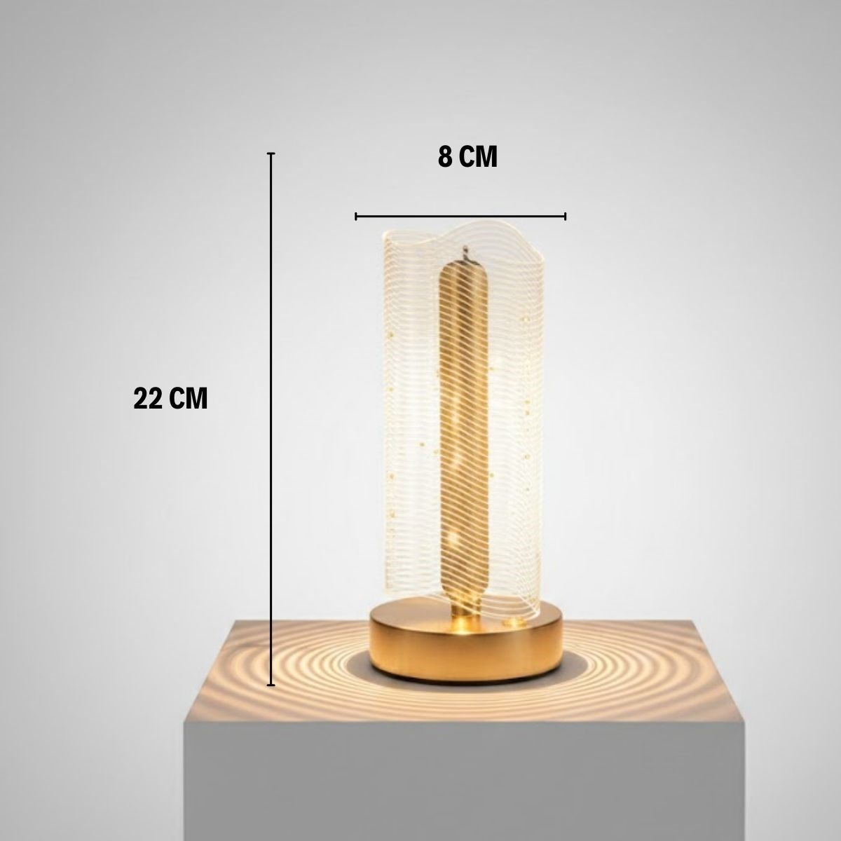 Dalgalı Silindirik Kristal Çizgili Model LED Masa Lambası – Gold Tabanlı, Dokunmatik, 3 Renk Işık Modlu, Şarjlı Modern Dekoratif Gece Lambası — Veyo — görsel 5