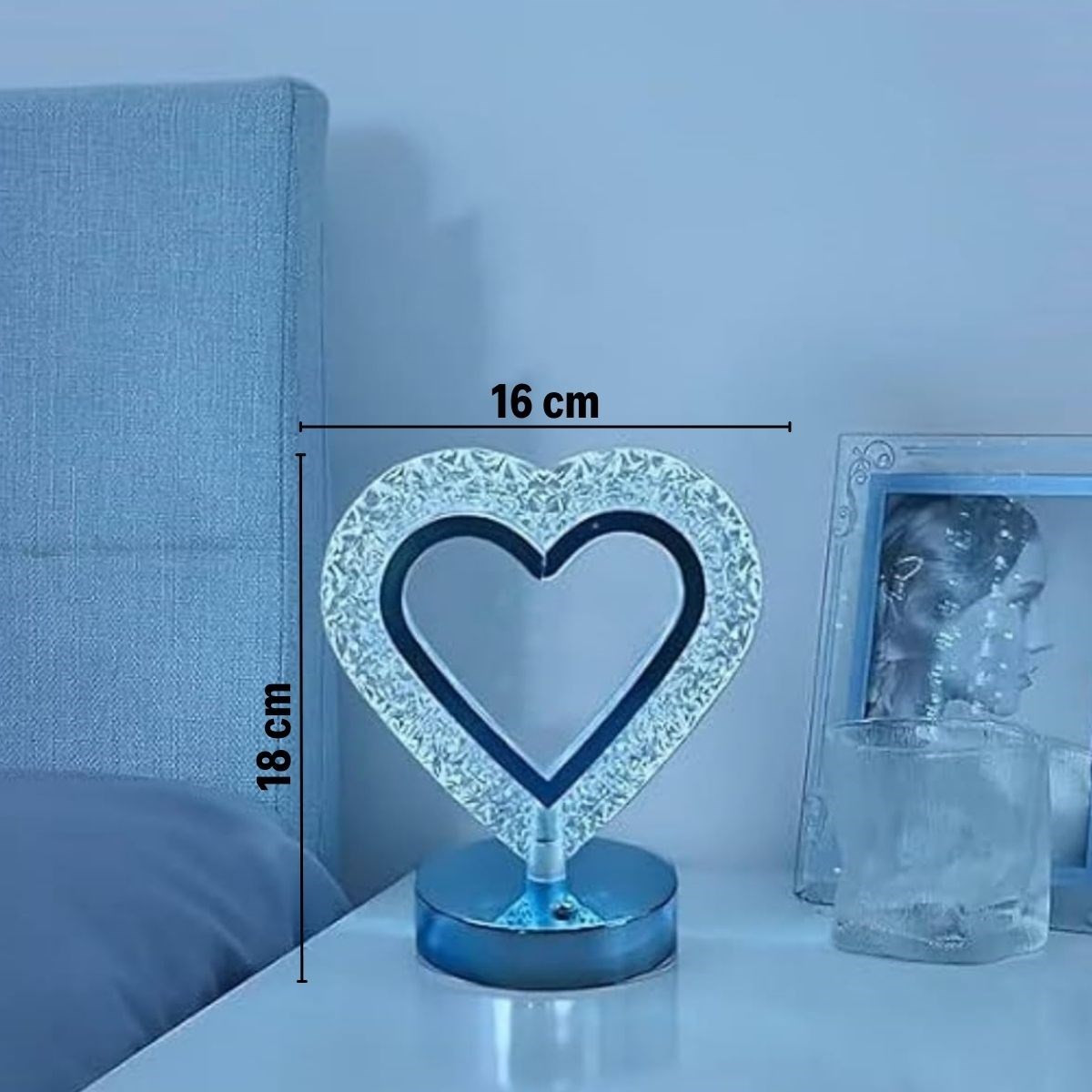 Kalp Şeklinde Kristal LED Masa Lambası – Dokunmatik, 3 Renk Işık Modlu, Şarjlı Mini Dekoratif Gece Lambası — Veyo — görsel 5