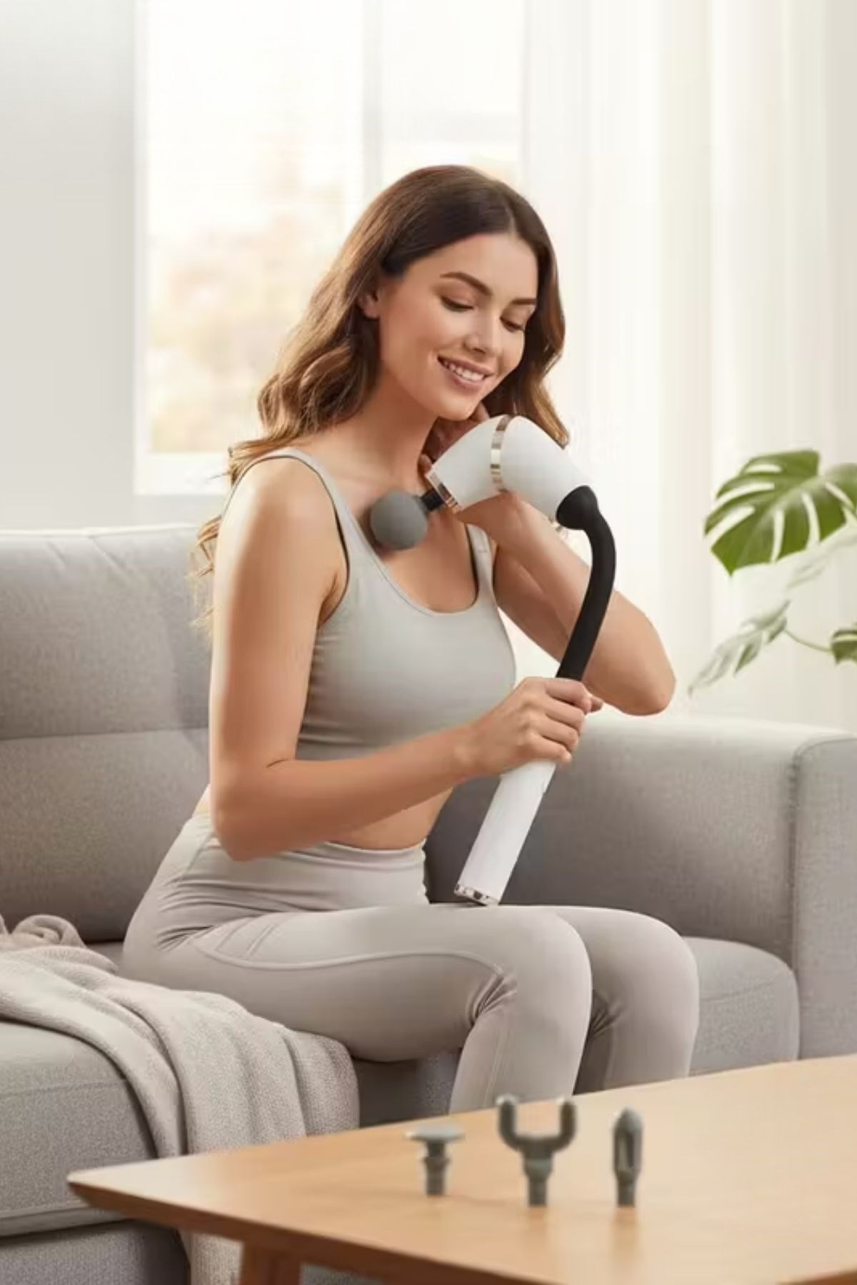 4 Farklı Başlıklı Uzun Saplı Derin Doku Masaj Tabancası, Boyun, Omuz ve Sırt için Ergonomik Saplı Çoklu Masaj Modlu Taşınabilir Masaj Aleti — Veyo — görsel 7
